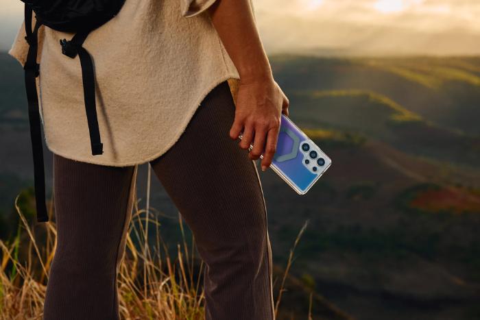 Shop and buy UAG Plyo Pro Case Samsung Galaxy S25 Ultra (2025)| KURUMIZ online with great deals and sales prices with fast and safe shipping. KURUMIZ is the largest Singapore official authorised retailer for the largest collection of mobile premium accessories.