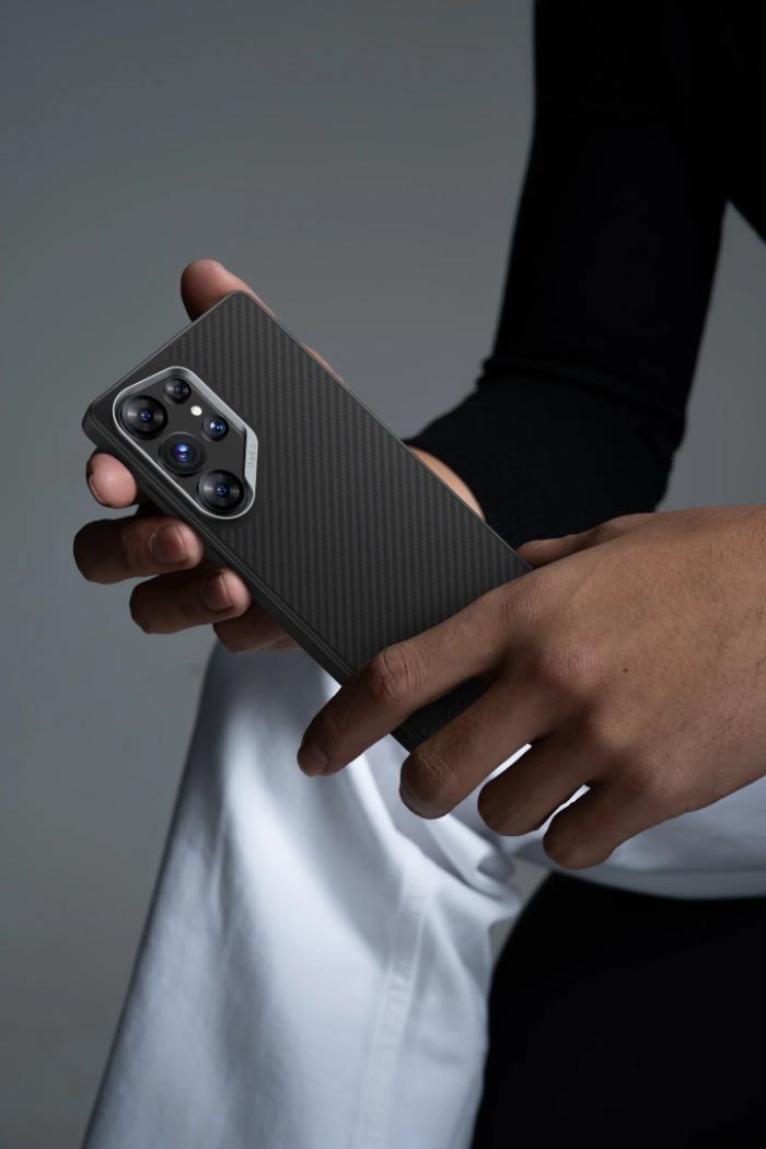 Shop and buy Benks ArmorPro Kevlar Case for Samsung Galaxy S25 Ultra (2025)| KURUMIZ online with great deals and sales prices with fast and safe shipping. KURUMIZ is the largest Singapore official authorised retailer for the largest collection of mobile premium accessories.