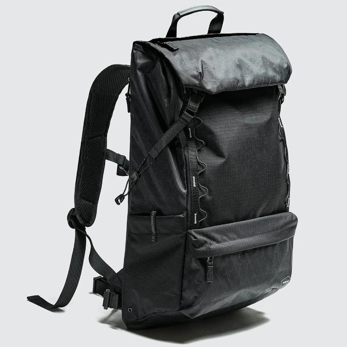 Shop and buy Bitplay Black Series Backpack 28L| KURUMIZ online with great deals and sales prices with fast and safe shipping. KURUMIZ is the largest Singapore official authorised retailer for the largest collection of mobile premium accessories.