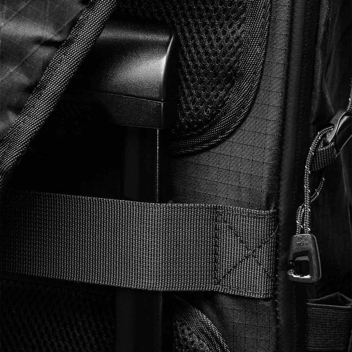 Shop and buy Bitplay Black Series Backpack 28L| KURUMIZ online with great deals and sales prices with fast and safe shipping. KURUMIZ is the largest Singapore official authorised retailer for the largest collection of mobile premium accessories.