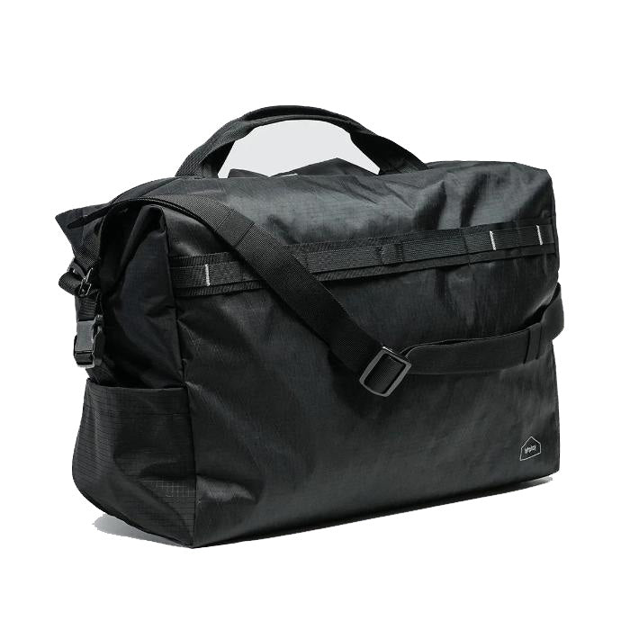 Shop and buy Bitplay Black Series Travel Duffel Bag 45L| KURUMIZ online with great deals and sales prices with fast and safe shipping. KURUMIZ is the largest Singapore official authorised retailer for the largest collection of mobile premium accessories.