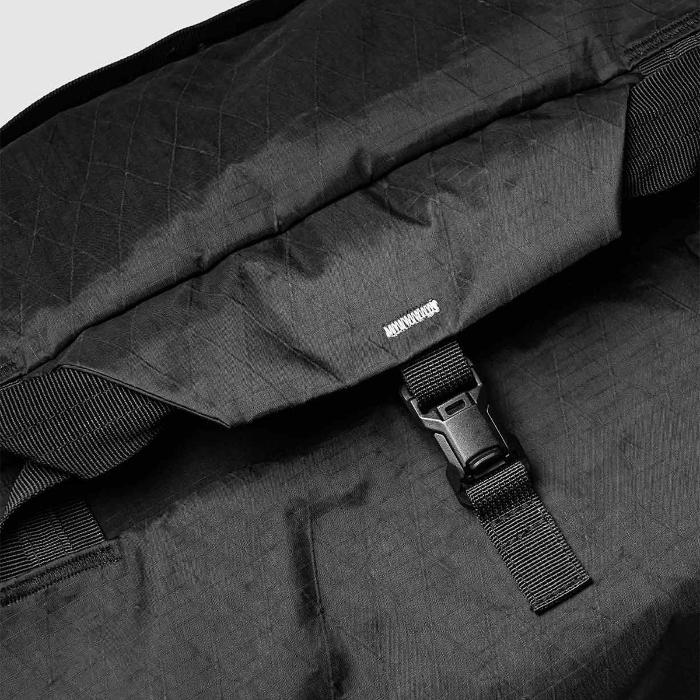 Shop and buy Bitplay Black Series Travel Duffel Bag 45L| KURUMIZ online with great deals and sales prices with fast and safe shipping. KURUMIZ is the largest Singapore official authorised retailer for the largest collection of mobile premium accessories.