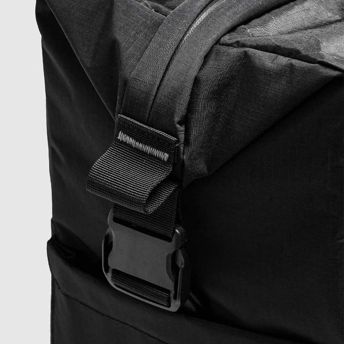 Shop and buy Bitplay Black Series Travel Duffel Bag 45L| KURUMIZ online with great deals and sales prices with fast and safe shipping. KURUMIZ is the largest Singapore official authorised retailer for the largest collection of mobile premium accessories.