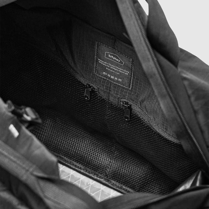 Shop and buy Bitplay Black Series Travel Duffel Bag 45L| KURUMIZ online with great deals and sales prices with fast and safe shipping. KURUMIZ is the largest Singapore official authorised retailer for the largest collection of mobile premium accessories.