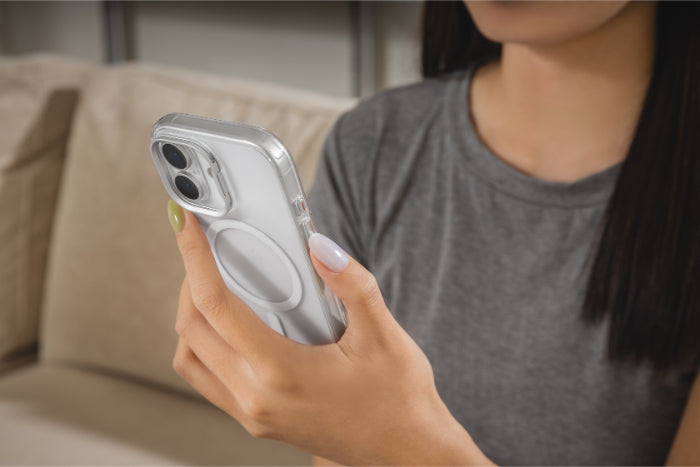 SwitchEasy LenStand M Protective Case for iPhone 17 Pro 6.3" (2025)