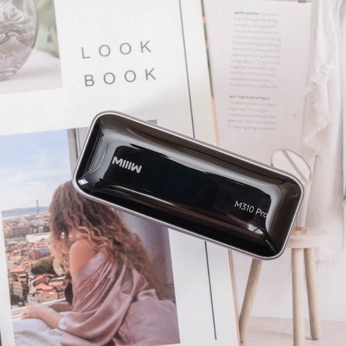 MIIIW M310 Pro 45W 10000mAh Digital Display Fast Charging Power Bank with Built-in Cable