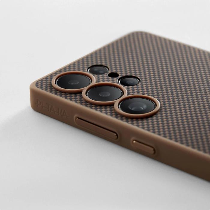 Shop and buy PITAKA PinButton Case for Samsung Galaxy S25 Ultra (2025)| KURUMIZ online with great deals and sales prices with fast and safe shipping. KURUMIZ is the largest Singapore official authorised retailer for the largest collection of mobile premium accessories.